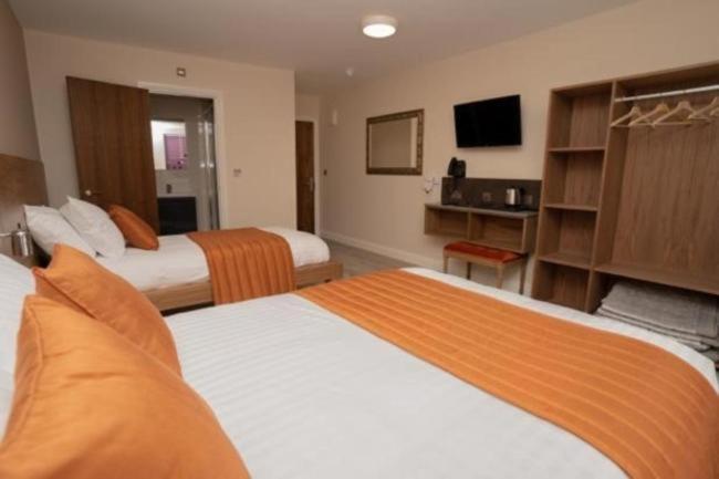 Eagle Hotel Luton Airport Екстер'єр фото